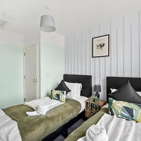 The In Centre * Bristol